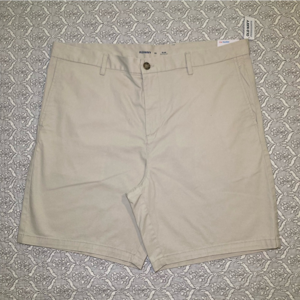 Old Navy Men's Beige Flat Front Shorts